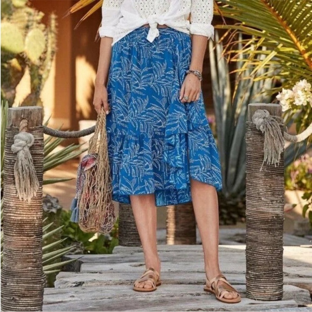 Sundance Blue White Dot
Leaf Pattern Faux Wrap Camila Ruffle
Skirt PL